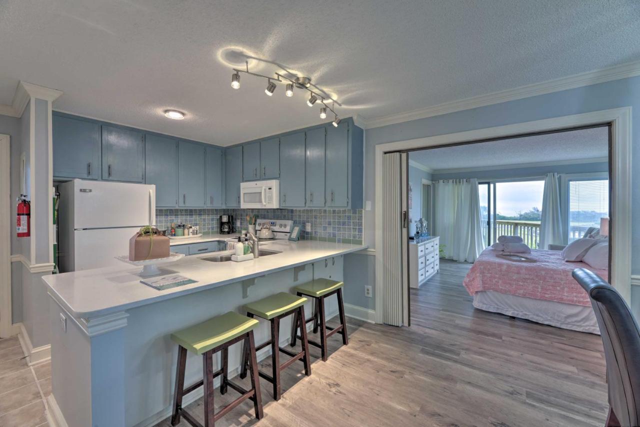 Bright Emerald Isle Condo With Private Beach Access! Dış mekan fotoğraf